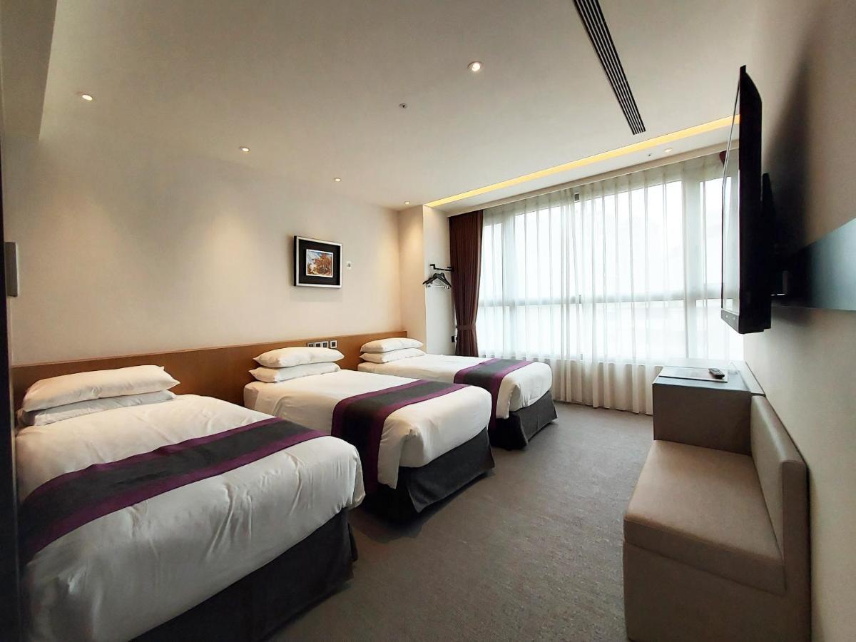 טאיצ'ונג Royal Roi Hotel מראה חיצוני תמונה