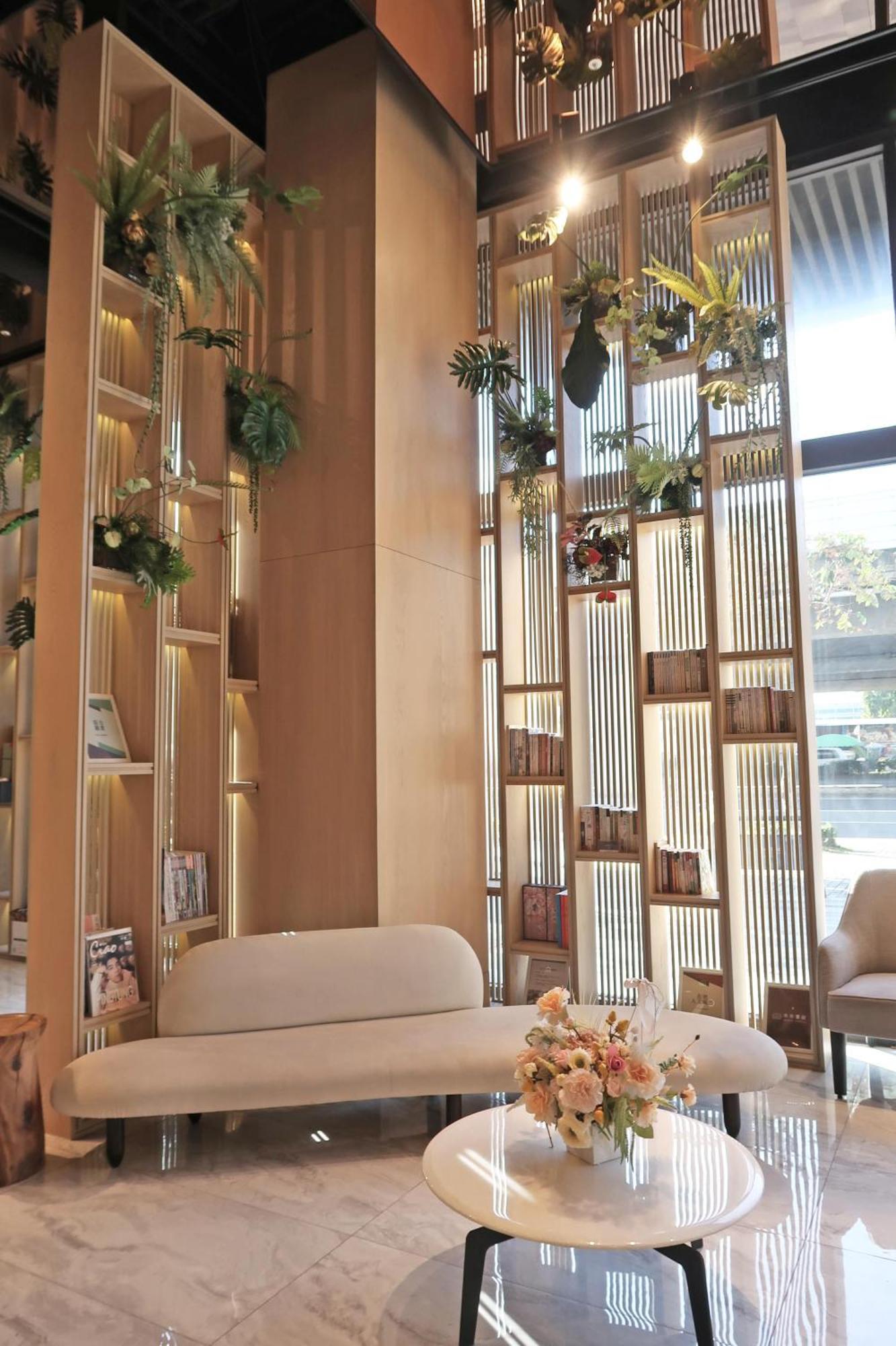 טאיצ'ונג Royal Roi Hotel מראה חיצוני תמונה
